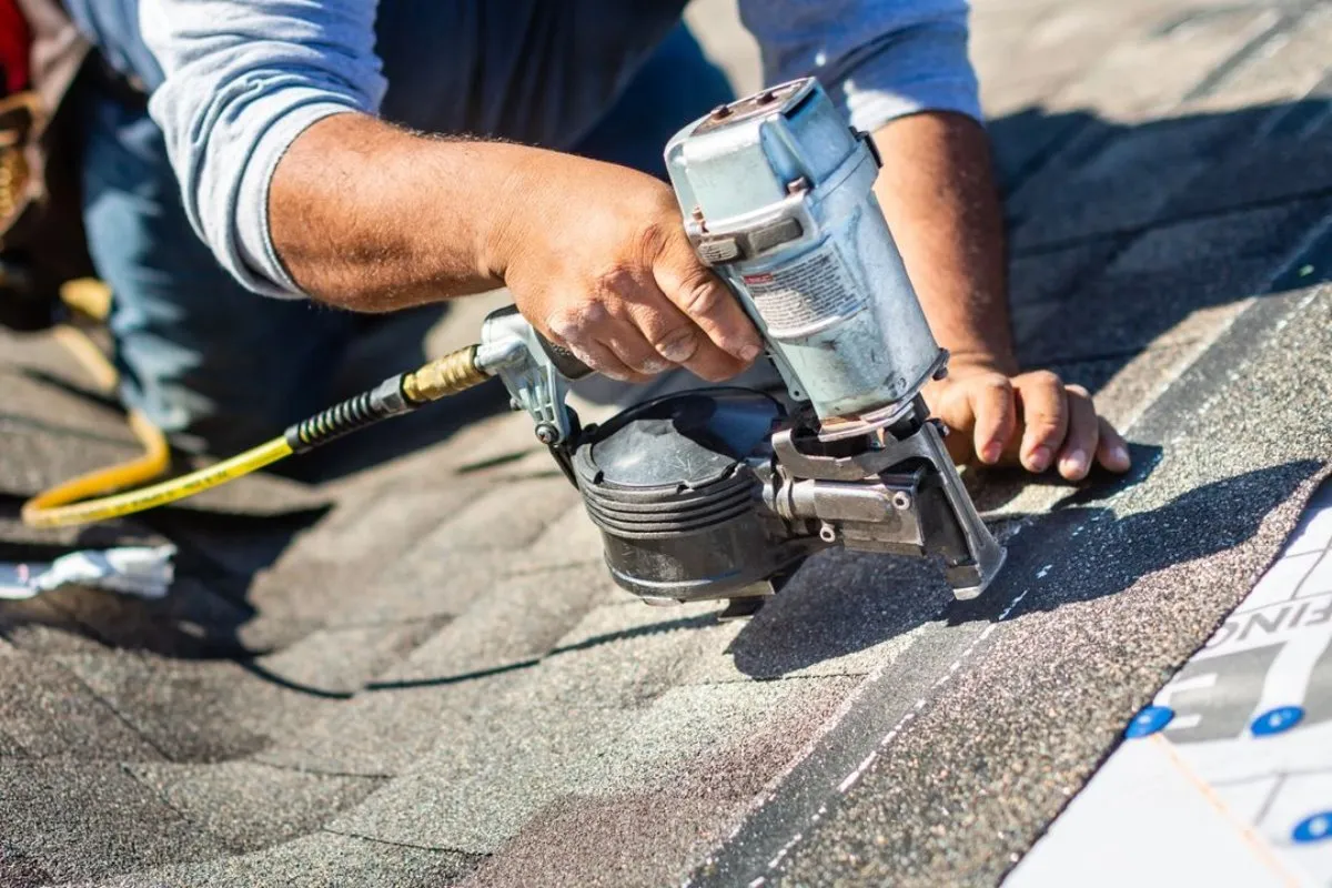 A machine for roof repairs